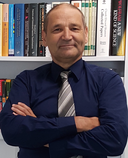 Dr. Marek T. Michalewicz